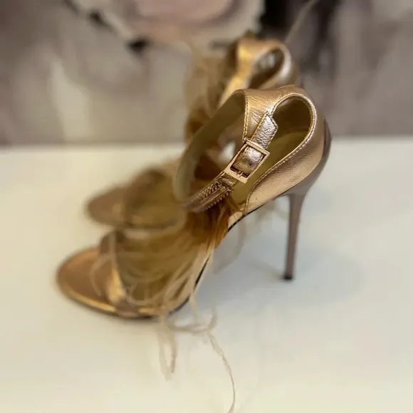 ! B Brian Atwood Laracca Feather Rose Gold Bronze Metallic Sandals 6!