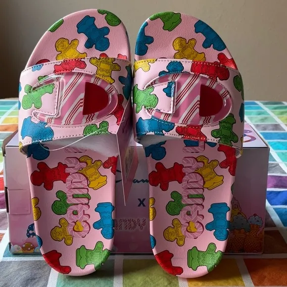 🍭🍬🍭 CHAMPION X CANDYLAND  SANDALS 🍭🍬🍭NWT 🍭🍬🍭
