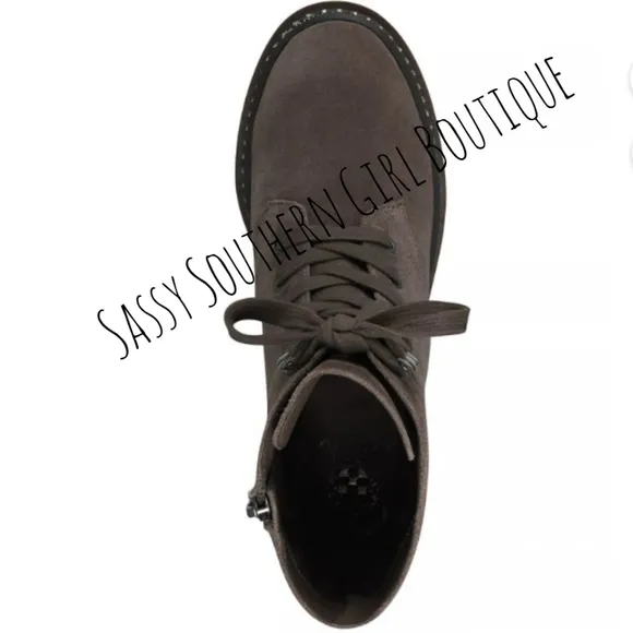 🆕⭐ VINCE CAMUTO suede mocha brown rhinestone combat boots