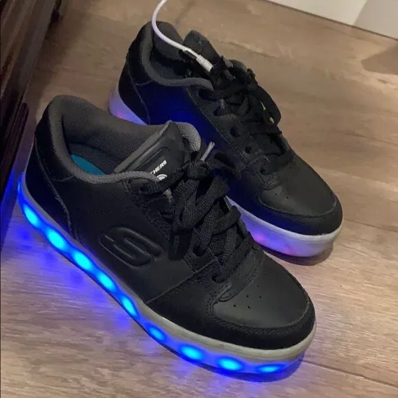 🎉1 hr sale 🎉Energy Lights sneakers shoes 👟