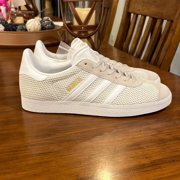 Adidas Gazelle shoes sneakers new BB5178 Talc White Mesh Women’s Size 10