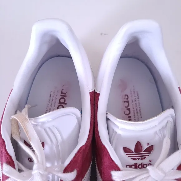 Adidas Gazelle Suede Burgundy Sneakers Shoes Size 10.5