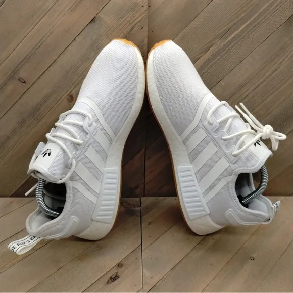 Adidas NMD R1 V2 Primeblue White Black Gum Casual Sneakers Mens Size 9 Shoes
