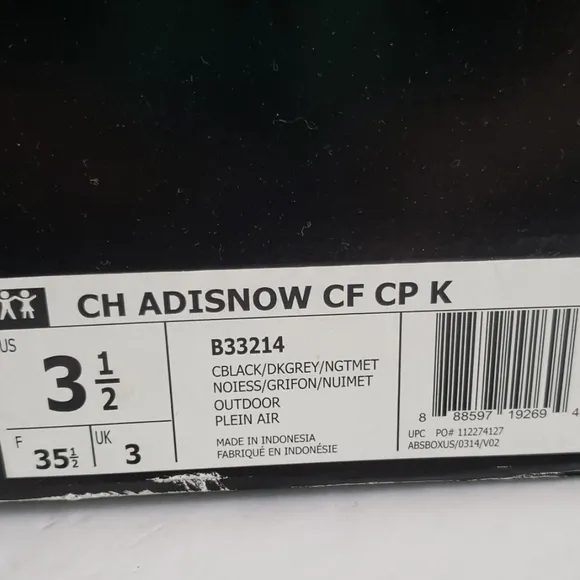 Adidas snow boots