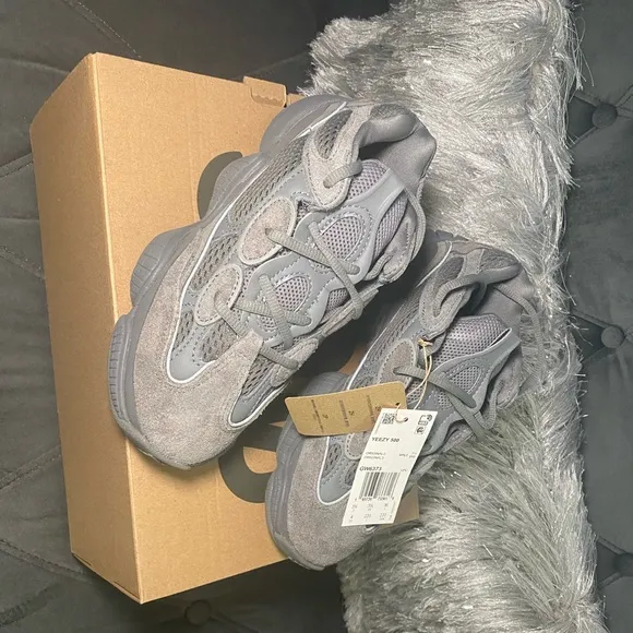 Adidas Yeezy 500 Granite (GW6373) BRAND NEW