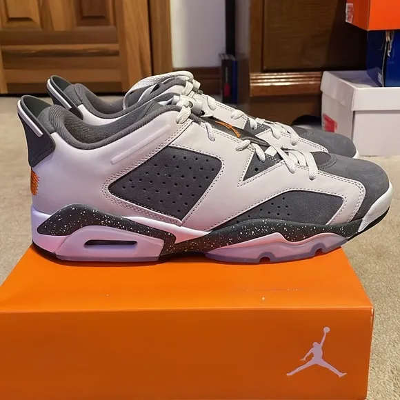 Air Jordan Retro 6 Low PSG