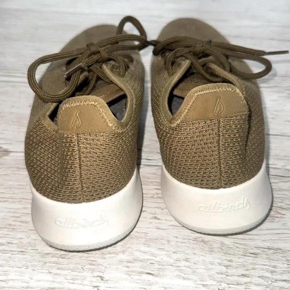 Allbirds Tree Runners Olive / Army Green Sneakers Shoes Women’s Sz. 9