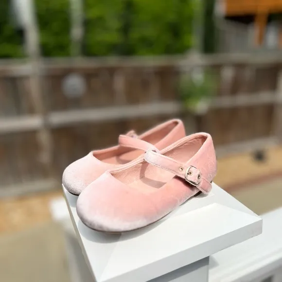 AOI Age Of Innocence sz 26 EVA PINK velvet