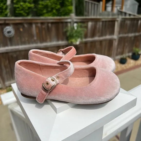 AOI Age Of Innocence sz 26 EVA PINK velvet