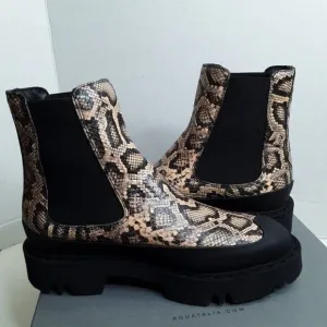 Aquatalia Holly Women's size 7.5M Python Embossed Leather Ankle Boot