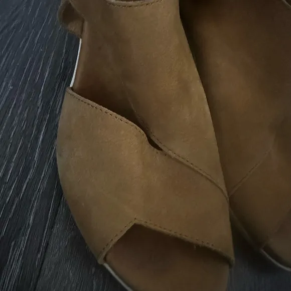 Arche leather sandals