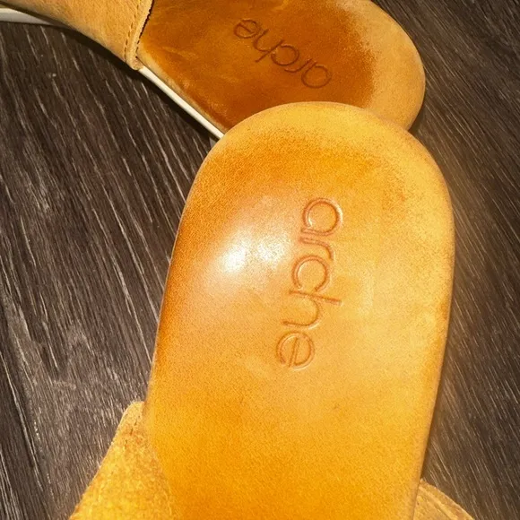 Arche leather sandals