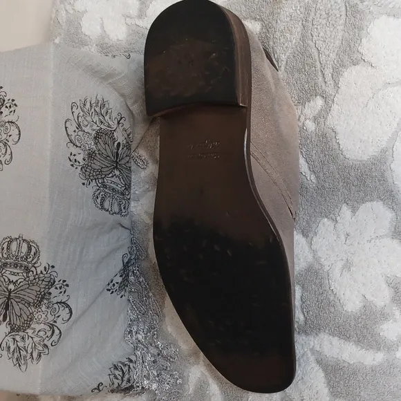 BACCO BUCCI ESTUDIO SIZE 10.  Men's Tan Suede Dress Shoes