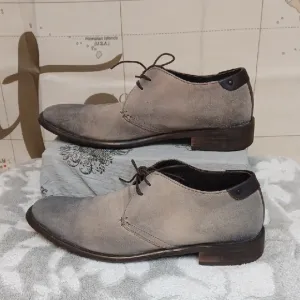 BACCO BUCCI ESTUDIO SIZE 10.  Men's Tan Suede Dress Shoes