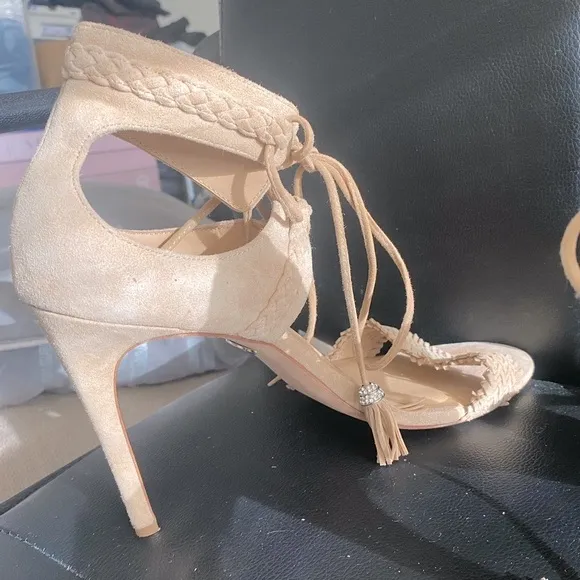 BADGLEY MISCHKA BOMBAY Stiletto Heeled Suede Sandals Nude/Cream Size 10