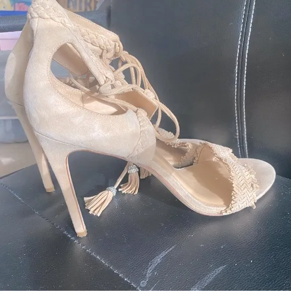 BADGLEY MISCHKA BOMBAY Stiletto Heeled Suede Sandals Nude/Cream Size 10