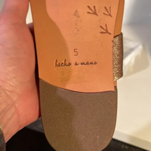 Beek sandals