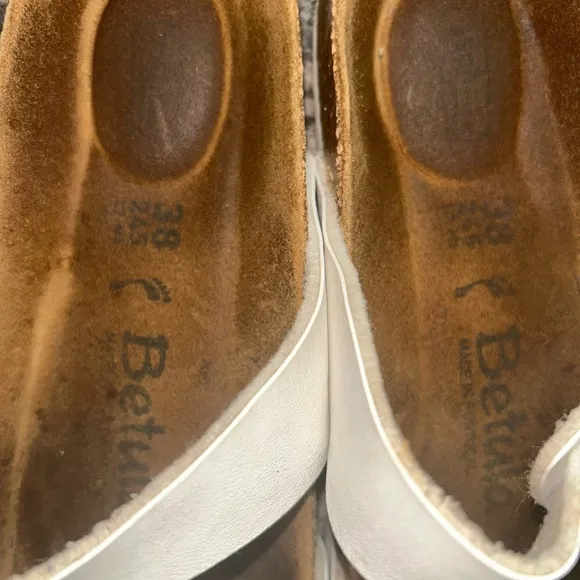 Betula White Sandals