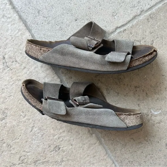 Birkenstock classic Arizona sandals