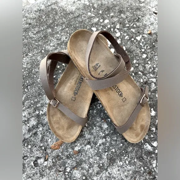 Birkenstock Daloa mocca ankle strap sandals