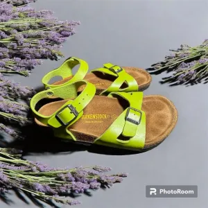 Birkenstock EU 34 rip green sandals