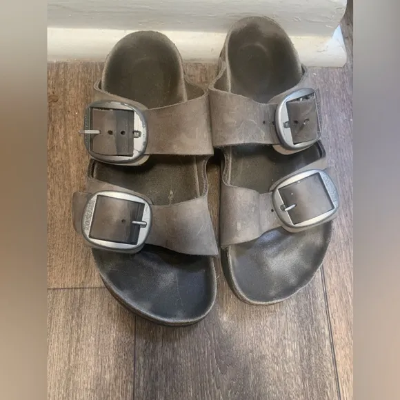 Birkenstock Sandals | Size: 6