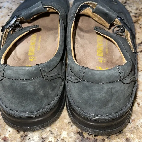 BIRKENSTOCK
