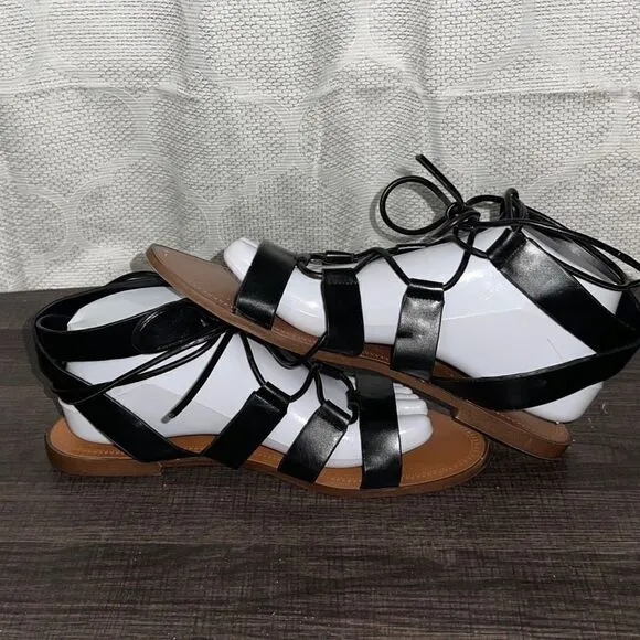 Black Zara Basic Collection Gladiator sandals, size 9.5