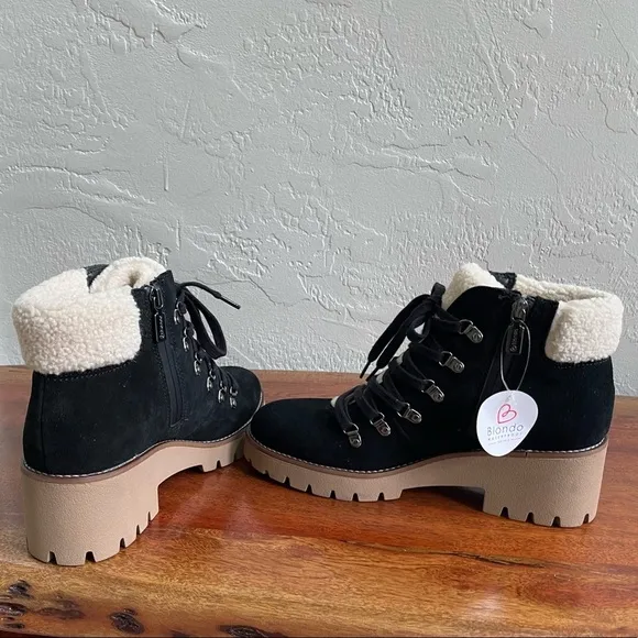 BLONDO NWT Women’s Size 9 Devin Black Waterproof Snow Angle Boots/ Bootie