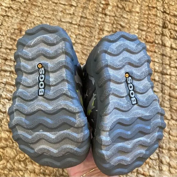 Bogs B-Moc Unisex Winter Rain Boots Infant Size 5 Grey Sharks Lined‎