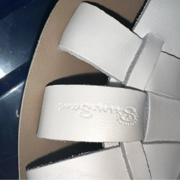 Brand new kids saltwater sandals