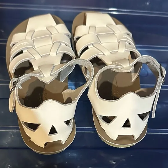 Brand new kids saltwater sandals