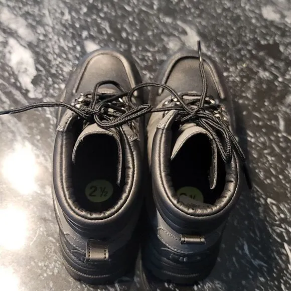 BRAND NEW FILA WEATHERED HIKING SHOE (LITTLE KID/BIG KID)