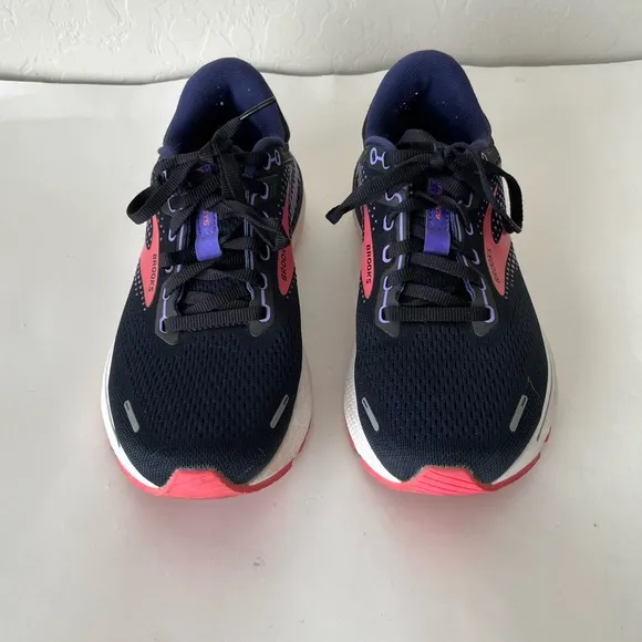 Brooks Adrenaline GTS 22 Lace Up Walking Running Shoes Size 8.5