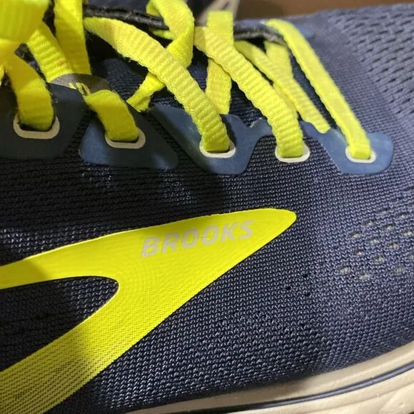 Brooks Ghost 15 Running Walking Tennis Athletic Shoes Size 12