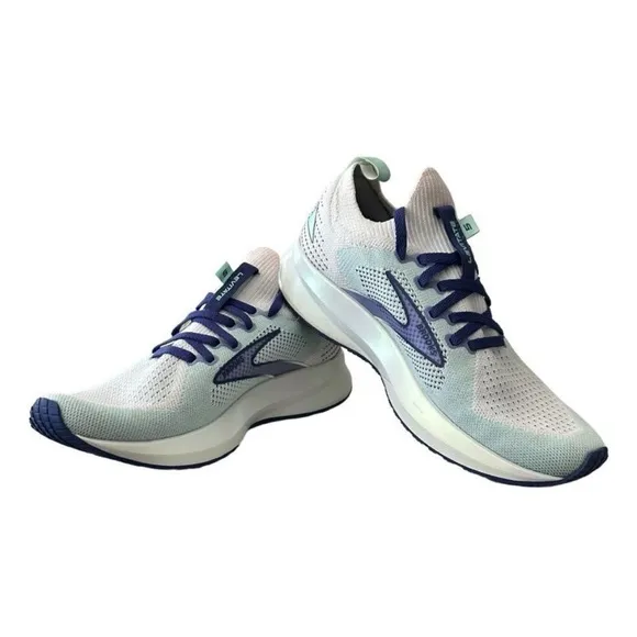 Brooks Levitate StealthFit 5 Shoe White Navy Blue Yucca Women's Size 8 Medium