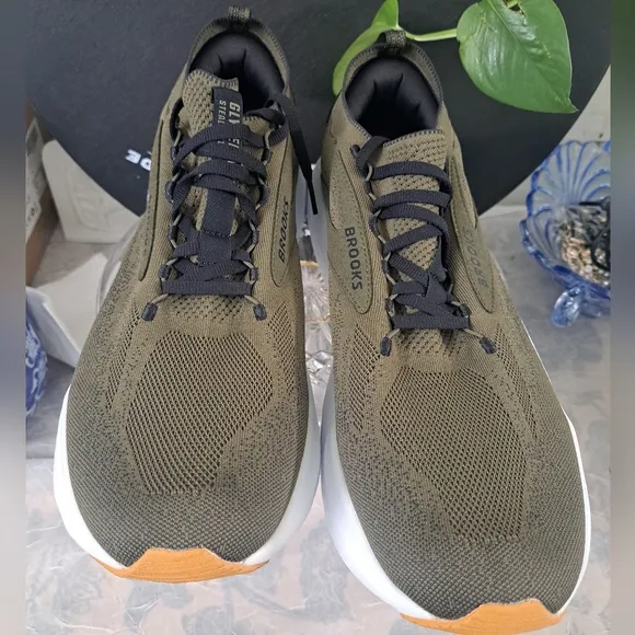 Brooks Men's Olive Running ShoesGlycerin StealthFit 21 Size 15 D
