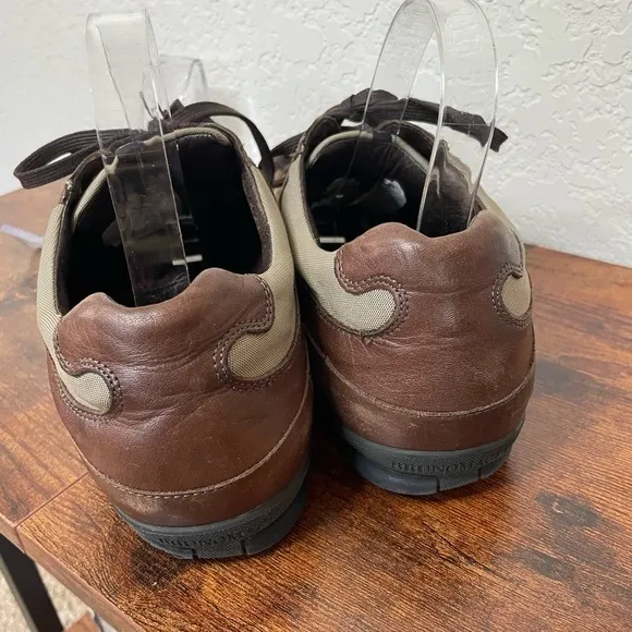 Bruno Magli bowling shoe. ‎ Size 9