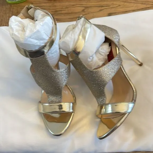 BRUNO RICCI GOLD SPARKLY SANDALS.  NEW.  REGULAR PRICE $385