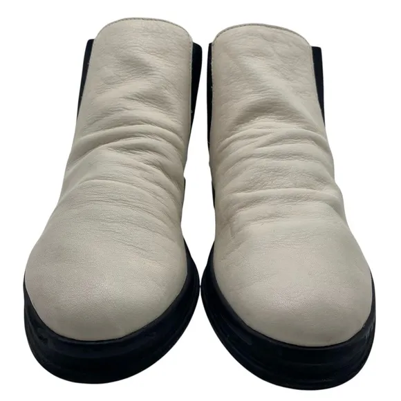 Bueno Womens Shoes Scout Chelsea Boots Sz 6.5 White Leather Ankle Booties Casual