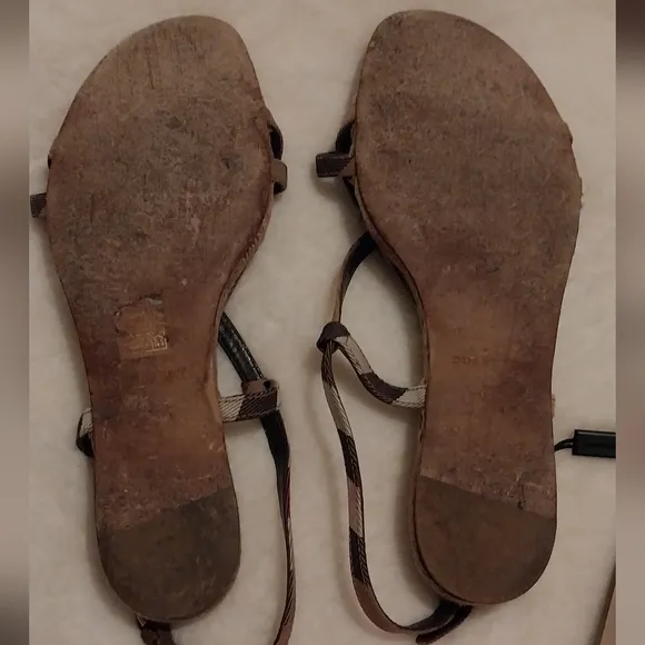BURBERRY Sandals