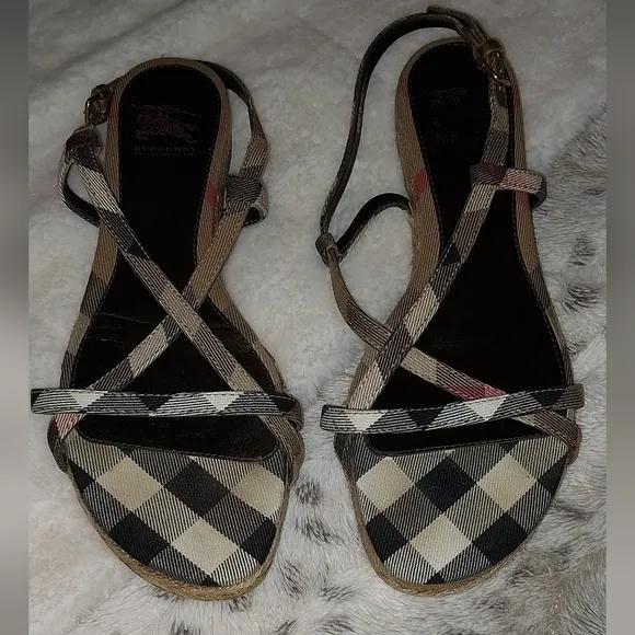 BURBERRY Sandals