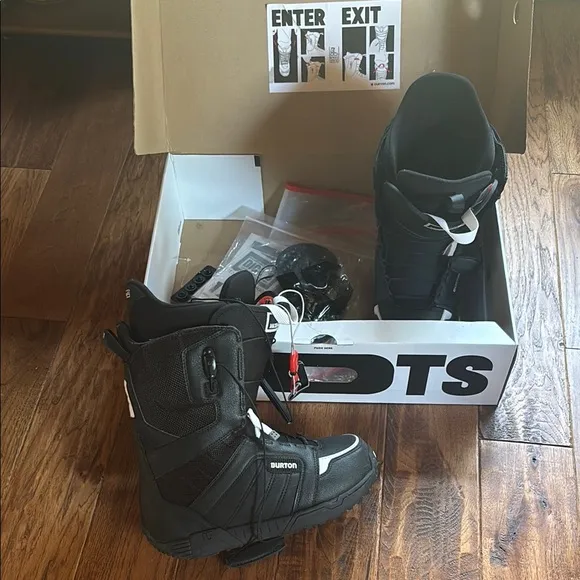 Burton Moto like 🆕 Black Snowboard Boots