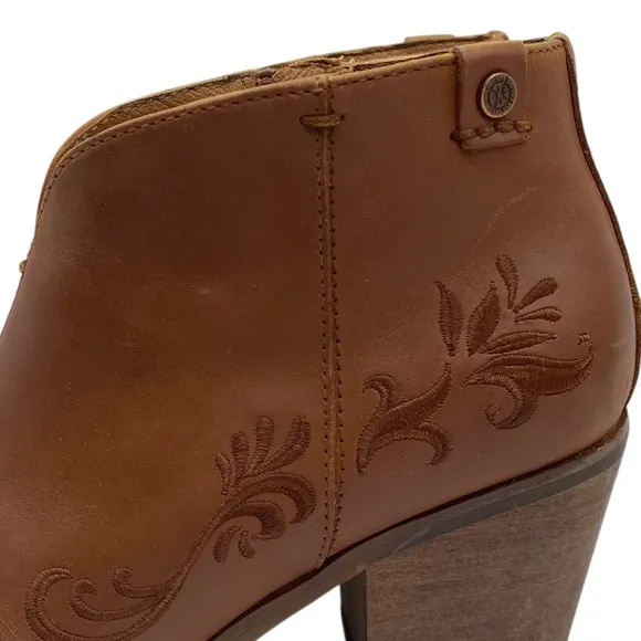 Bussola Womens Shoes Reikiavik Roxane Boots 7 Brown Leather Embroidered Casual