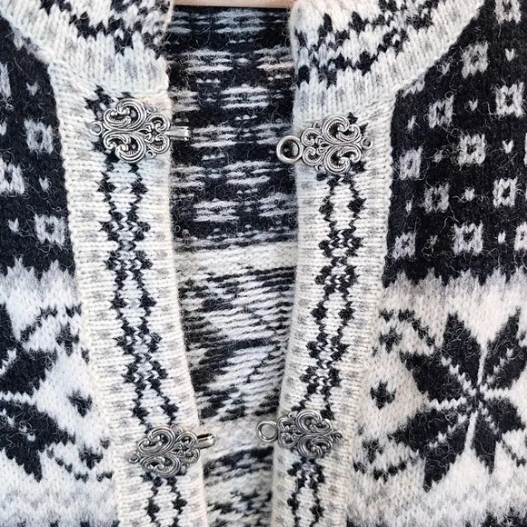 Cambridge Dry Goods 100% Wool Fair Isles Nordic Cardigan Sweater Large Hygge
