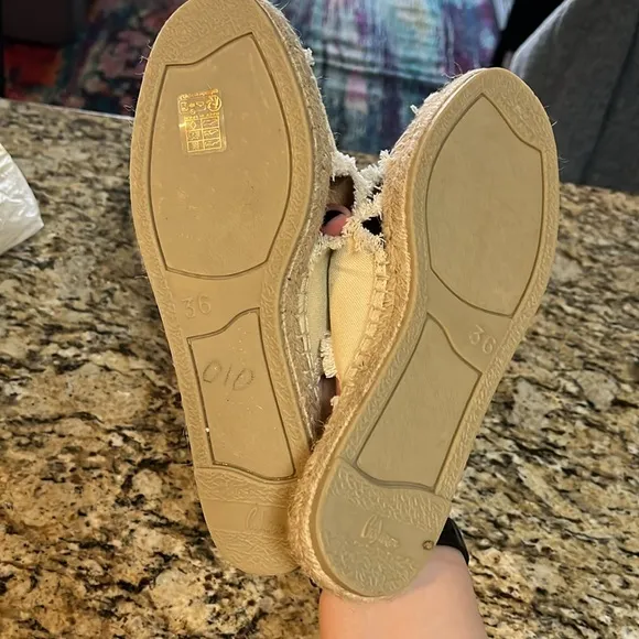 Castaner tan sandals