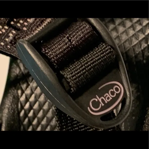 Chaco Sandals Youth Size 1 Pink &amp; Black in like New Condition