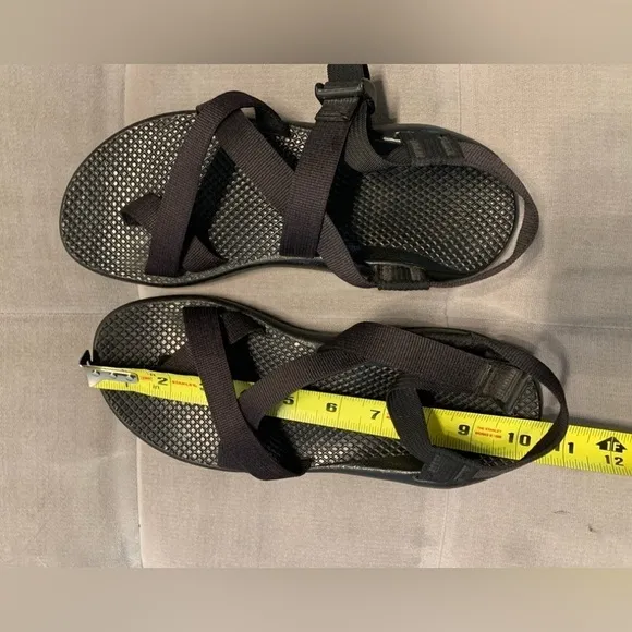 Chaco Z2 Classic Sandals Casual Hiking Outdoor Black Size 9