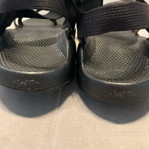 Chaco Z2 Classic Sandals Casual Hiking Outdoor Black Size 9