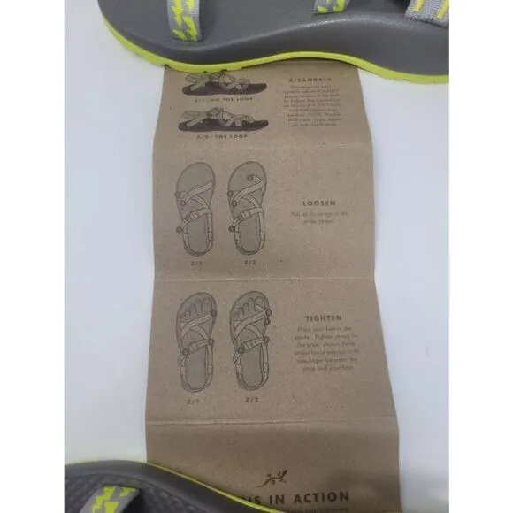 Chacos unisex kids size 6 yellow hiking sandals